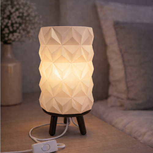 Candeeiro Polígono Gold – Design Geométrico!