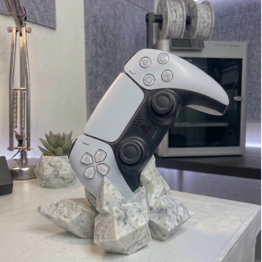 Suporte de Comando PS5 "Crystal Rock" – Edição Geométrica Premium